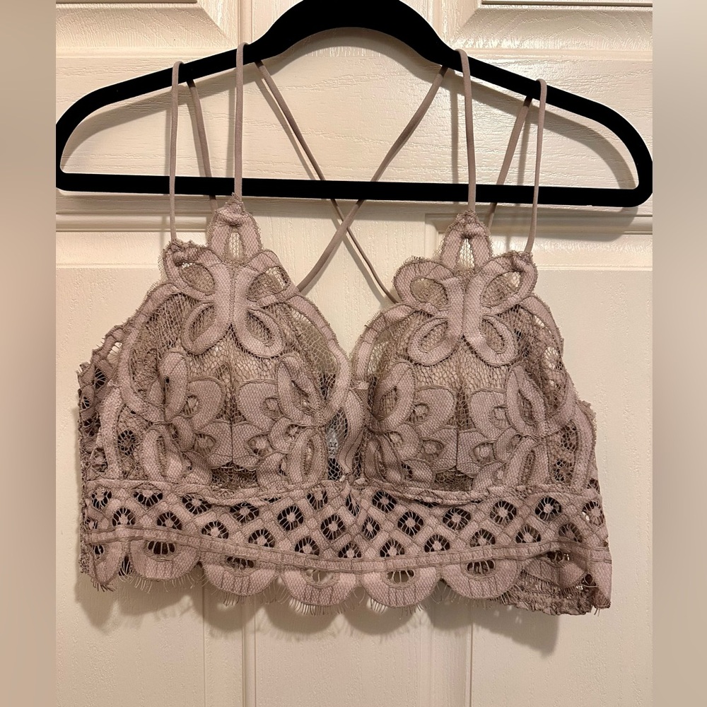 Zenana Outfitters Lace Bralette In multiple colors. New